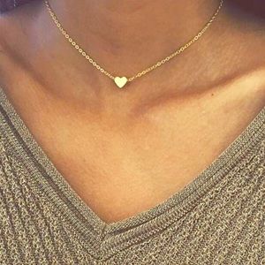 Heart Necklace: Gold